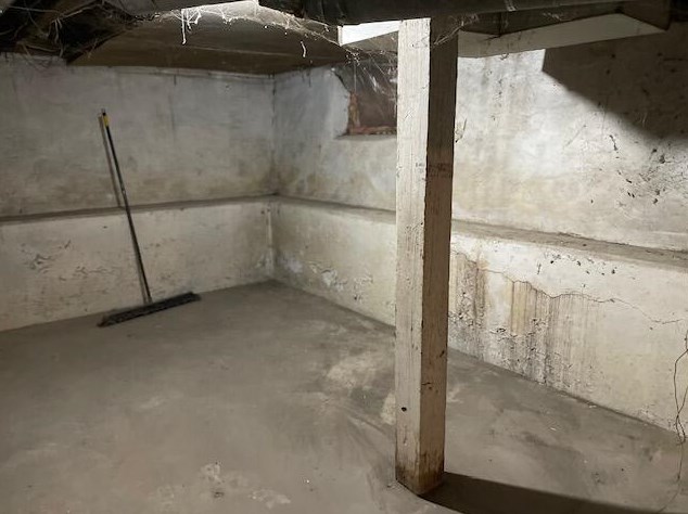 432 Frank St, Kalamazoo MI 49007-3405 exterior