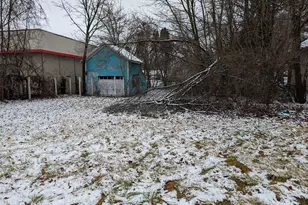 139 W Prospect St, Jackson, MI 49203 - Photo 1