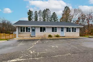 2812 S 11th St, Niles, MI 49120 - Photo 1