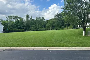 246 Northbridge Ct, Benton Harbor, MI 49022 - Photo 1