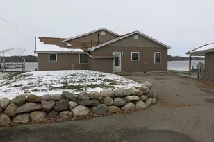 216 Sandalwood Dr, Quincy, MI 49082 - Photo 1