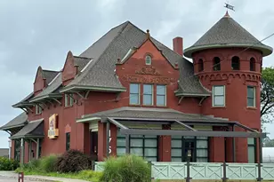 175 S Kendall St, Battle Creek, MI 49037 - Photo 1