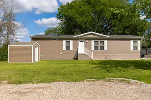 714 Mill St, Leslie, MI 49251 - Photo 1