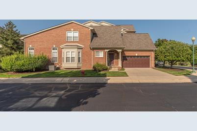 37621 Newburgh Park Circle, Livonia, MI 48152 - Photo 1