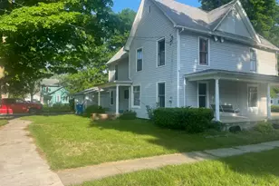 15 Pleasant St, Quincy, MI 49082 - Photo 1