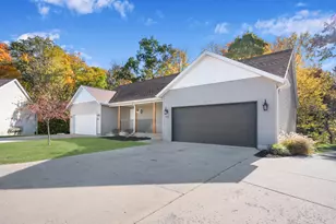 702 Tioga Park Dr, Big Rapids, MI 49307 - Photo 1