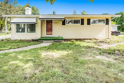 2955 Burlington Drive, Saginaw, MI 48601 - Photo 1