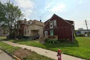 8951 Lumpkin St, Hamtramck, MI 48212 - Photo 1