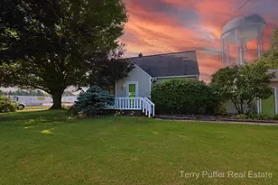 206 W Michigan Ave, Fremont, MI 49412 - Photo 1