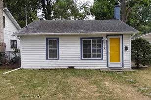 1034 Merrifield St SE, Grand Rapids, MI 49507 - Photo 1