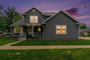 500 Myrtle Ave, Sturgis, MI 49091 - Photo 1