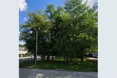 427 S Fair Avenue, Benton Harbor, MI 49022 - Photo 1