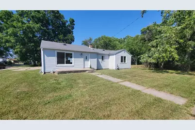 930 W Barney Avenue, Muskegon, MI 49441 - Photo 1
