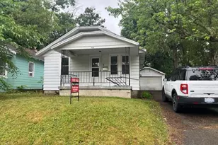 946 Hazen St SE, Grand Rapids, MI 49507 - Photo 1