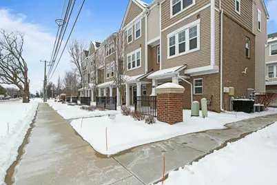 462 N Wixom Road, Wixom, MI 48393 - Photo 1