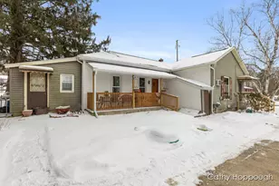 64 N Pleasant St, Saranac, MI 48881 - Photo 1