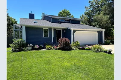 222 Crofton Circle, Saint Joseph, MI 49085 - Photo 1