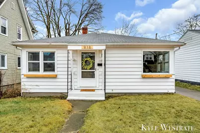 918 Frederick Avenue NW, Grand Rapids, MI 49504 - Photo 1