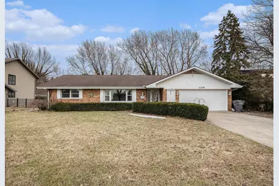 2209 Lakeshore Drive, Saint Joseph, MI 49085 - Photo 1