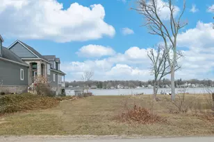 68770 S Shore Dr, Edwardsburg, MI 49112 - Photo 1