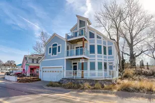 36 Lakeshore Dr, South Haven, MI 49090 - Photo 1