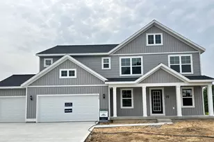 695 Waterford Village Dr, Walker, MI 49534 - Photo 1