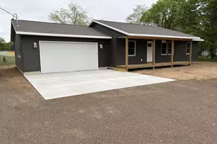 2288 Evanston Ave, Muskegon, MI 49442 - Photo 1