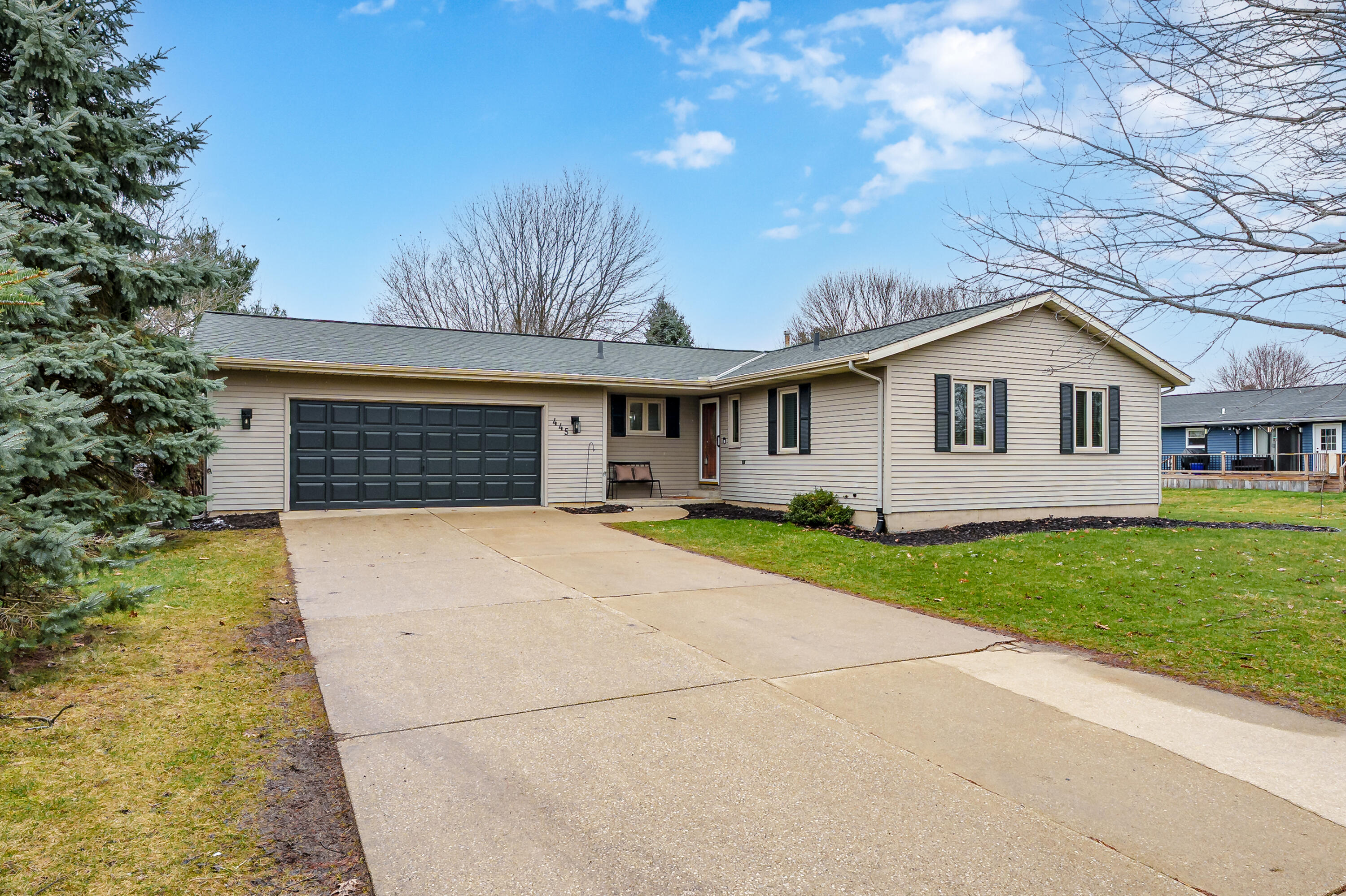 445 Tulip Dr, Schoolcraft, MI 49087 - MLS 25011612 - Coldwell Banker