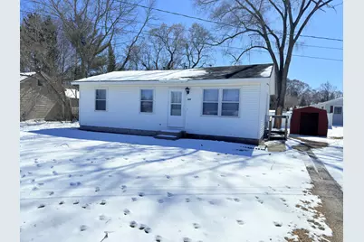 409 E Lincoln Avenue, Reed City, MI 49677 - Photo 1