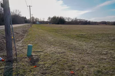 2887 Coloma Road, Benton Harbor, MI 49022 - Photo 1