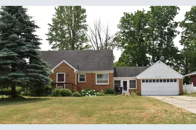 1502 48th Street SE, Kentwood, MI 49508 - Photo 1