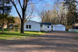 33291 56th Ave, Paw Paw, MI 49079 - Photo 1