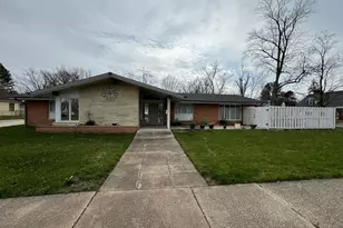 146 W May St, Benton Harbor, MI 49022 - Photo 1