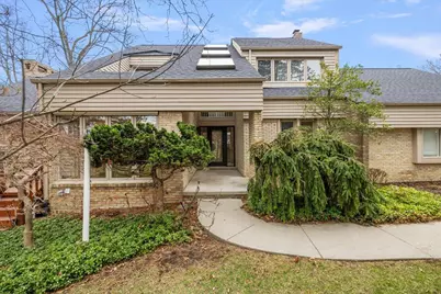 5056 Mirror Lake Court #4, West Bloomfield, MI 48323 - Photo 1