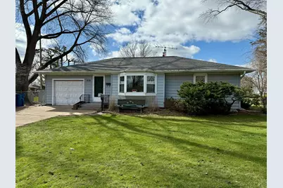 410 Meadow Drive, Battle Creek, MI 49015 - Photo 1