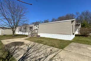 4106 Sycamore, Jackson, MI 49201 - Photo 1