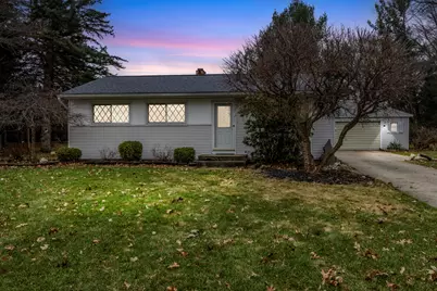 3420 Vineyard Avenue NE, Grand Rapids, MI 49525 - Photo 1