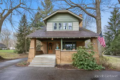 1085 Oakleigh Road NW, Grand Rapids, MI 49504 - Photo 1