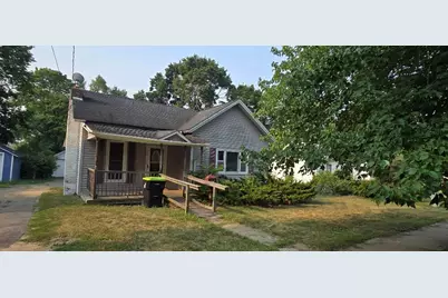 207 E Coffren Avenue, Greenville, MI 48838 - Photo 1