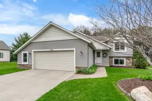 1035 S Stoneridge Dr, Plainwell, MI 49080 - Photo 1