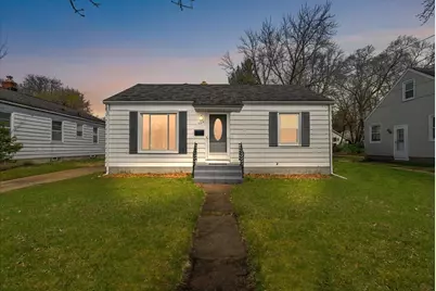 1129 Evelyn Street NE, Grand Rapids, MI 49505 - Photo 1