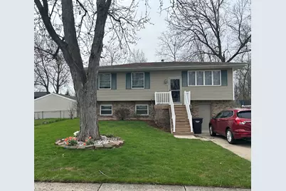 737 Ferndale Avenue NW, Grand Rapids, MI 49534 - Photo 1