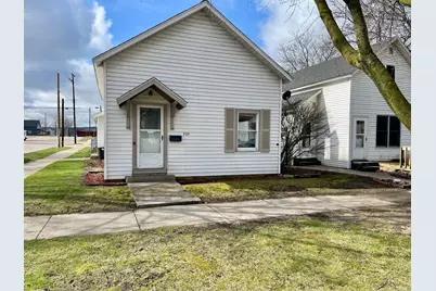 224 E Melendy Street, Ludington, MI 49431 - Photo 1