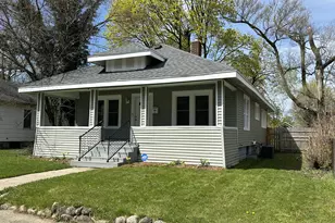 1014 Superior St, Benton Harbor, MI 49022 - Photo 1