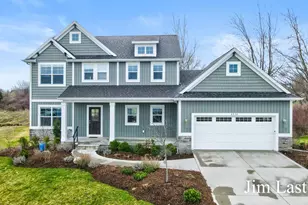 4713 Lake Ridge Dr, Holland, MI 49423 - Photo 1