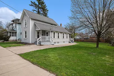 624 Leonard Street NE, Grand Rapids, MI 49503 - Photo 1