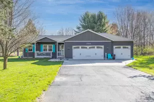 7364 Regency Ln, Canadian Lakes, MI 49346 - Photo 1