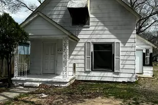 2816 Leahy St, Muskegon Heights, MI 49444 - Photo 1