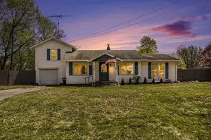 206 N Fountain St, Marshall, MI 49068 - Photo 1