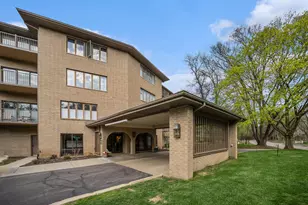 4040 Greenleaf Cir, Kalamazoo, MI 49008 - Photo 1